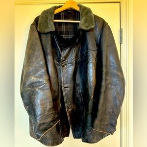 Vintage LeCorbusier dbl brst leather w/ fur collar